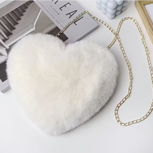 NWT Sweetheart Fur Bags with Chain Straps - Picture 6 of 6